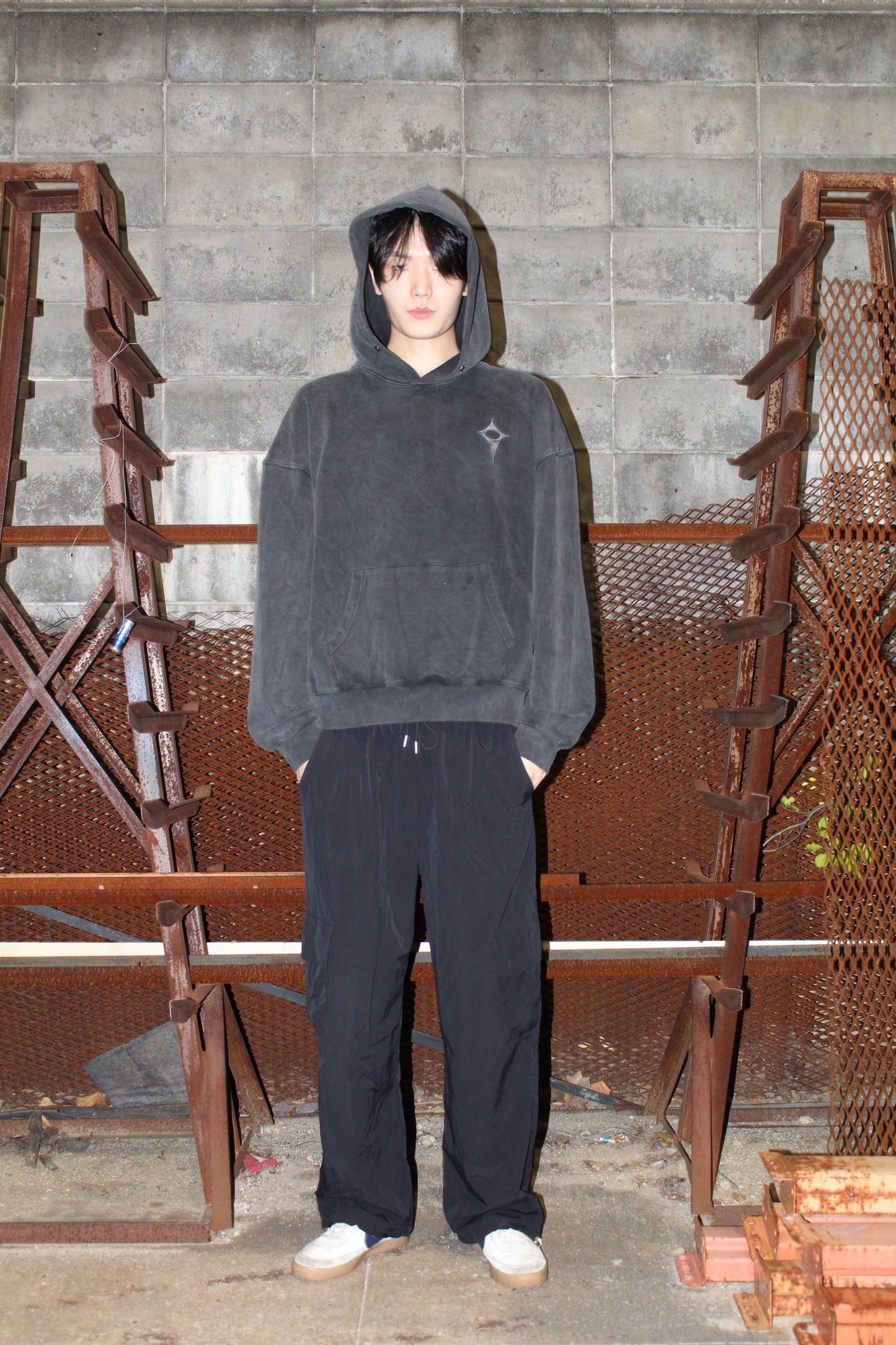 NONCEASE HOODIE